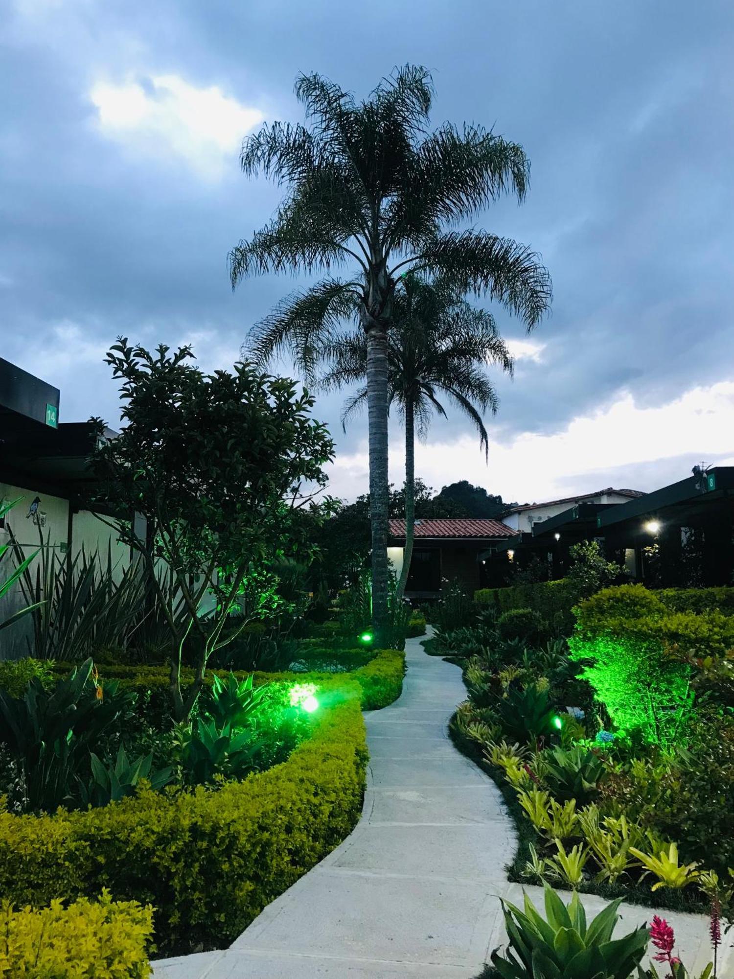 Hotel & Golf Isak Aeropuerto Rionegro Exterior photo